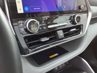 2024 Toyota Highlander Hybrid Platinum