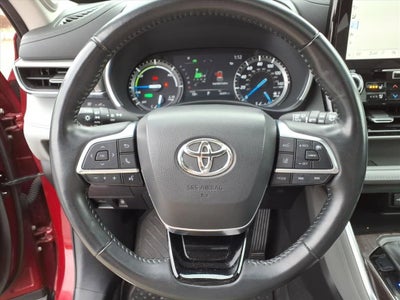 2021 Toyota Highlander Hybrid Platinum