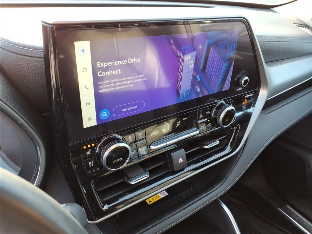 2024 Toyota Highlander Hybrid Platinum