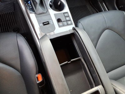 2024 Toyota Highlander Hybrid Platinum
