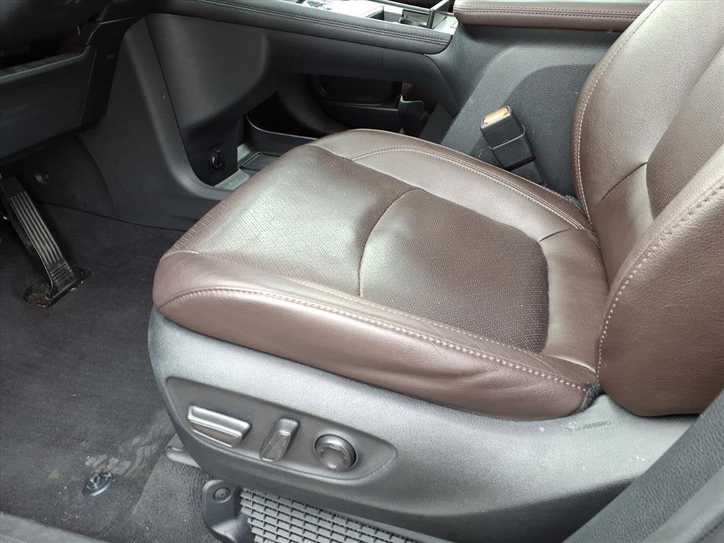 2023 Toyota Sienna Platinum