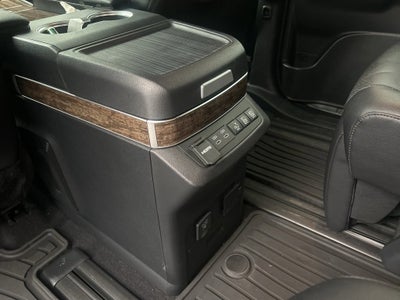 2025 Toyota Sienna Platinum