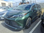 2025 Toyota Sienna Platinum