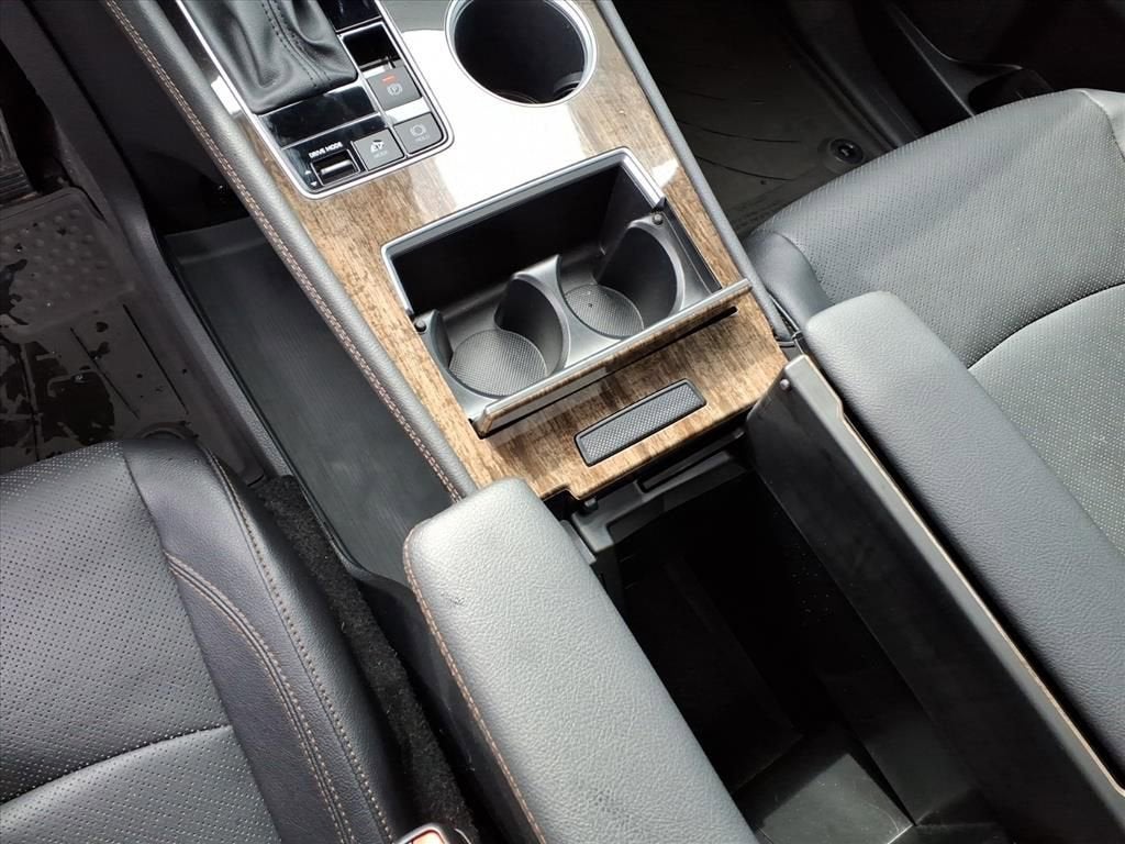 2025 Toyota Sienna Platinum