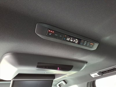 2025 Toyota Sienna Platinum