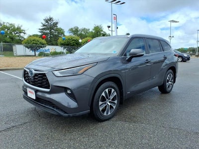 2023 Toyota Highlander Hybrid XLE