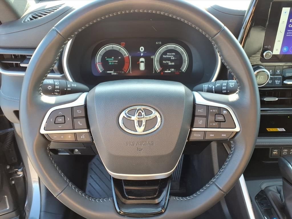 2025 Toyota Highlander XSE