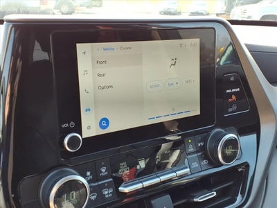 2024 Toyota Highlander Base