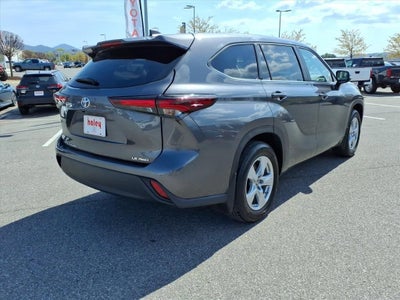2024 Toyota Highlander Base