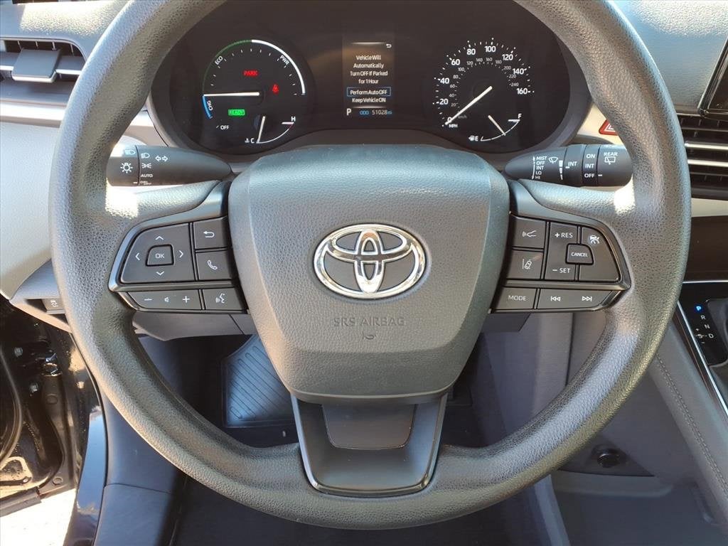 2024 Toyota Sienna LE