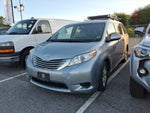 2017 Toyota Sienna LE Auto Access Seat