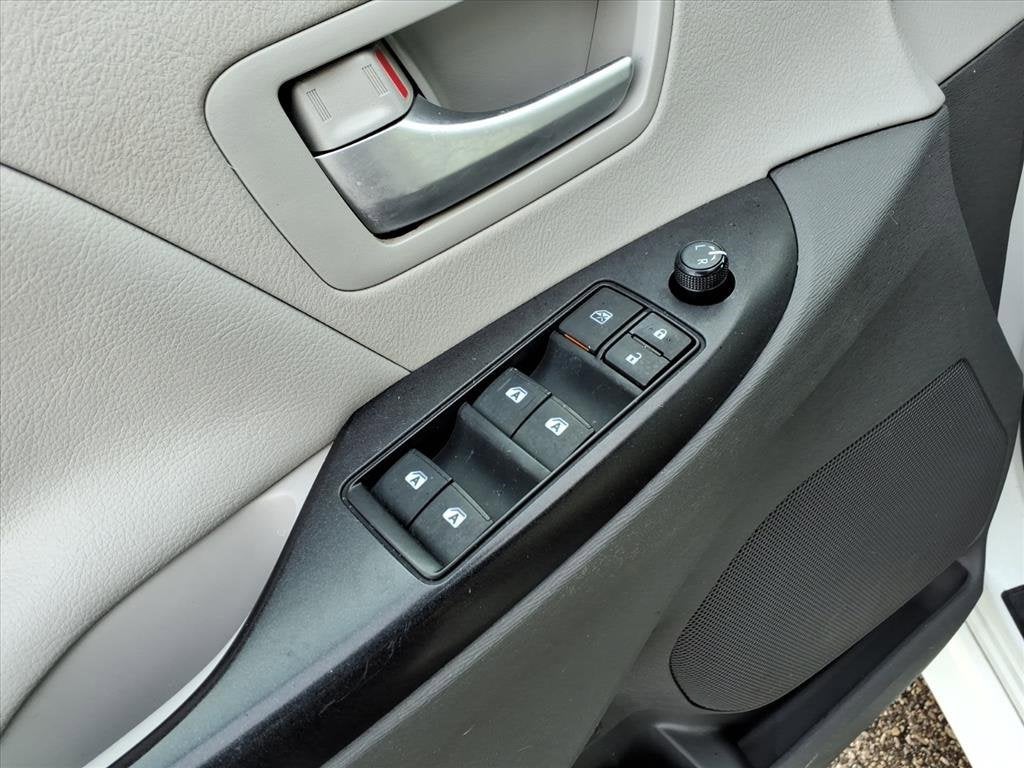 2017 Toyota Sienna LE