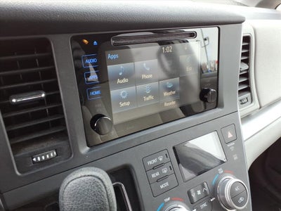 2017 Toyota Sienna LE