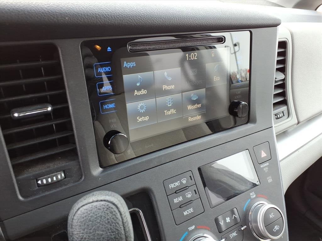 2017 Toyota Sienna LE