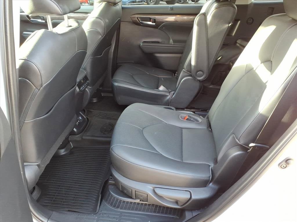 2021 Toyota Highlander Hybrid Limited