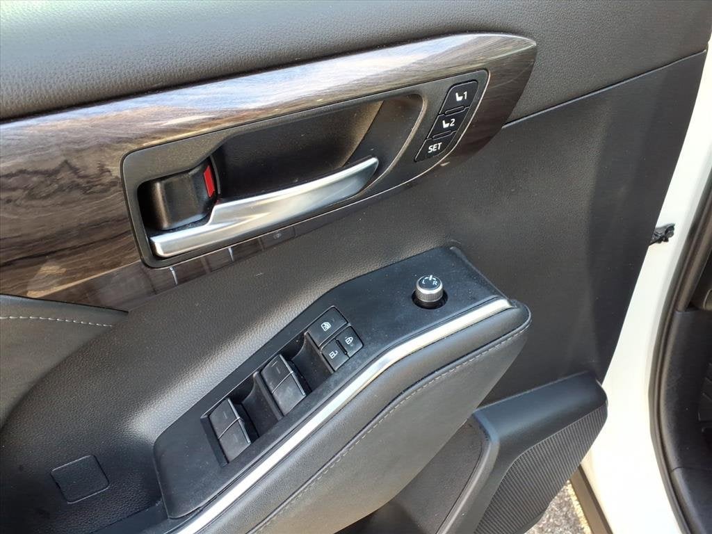 2021 Toyota Highlander Hybrid Limited