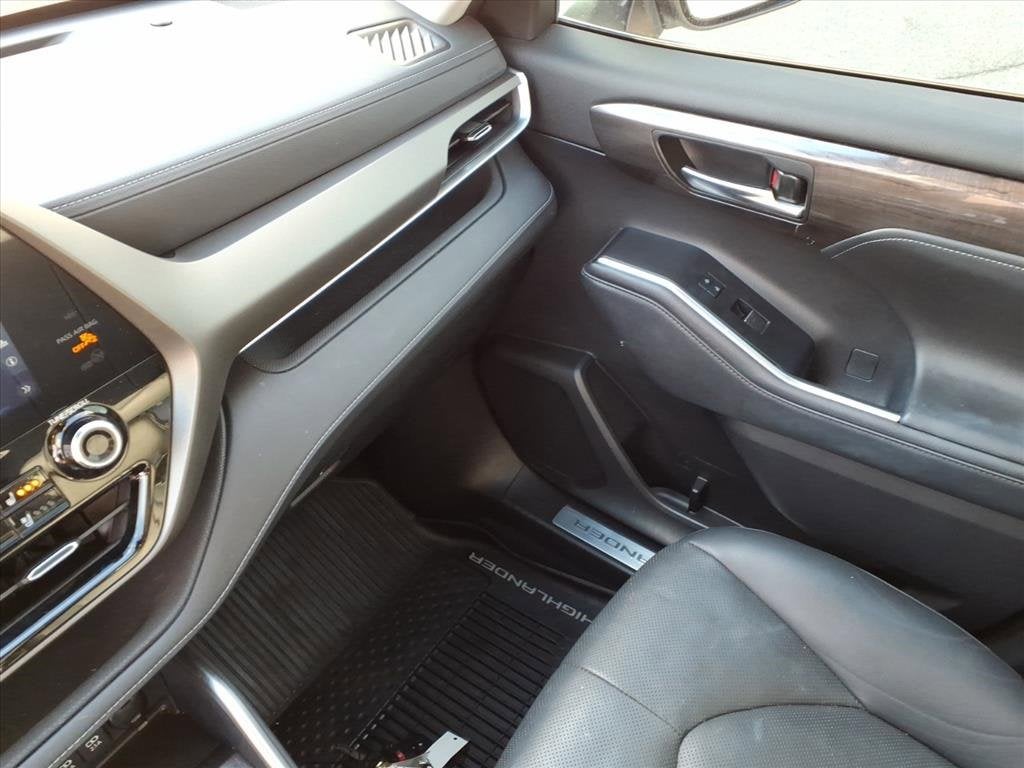 2021 Toyota Highlander Hybrid Limited