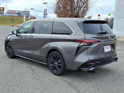 2022 Toyota Sienna XSE