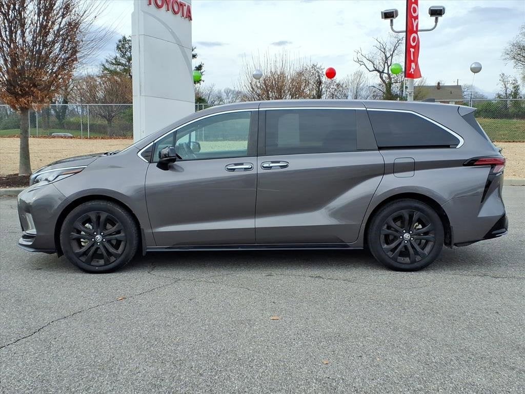2022 Toyota Sienna XSE