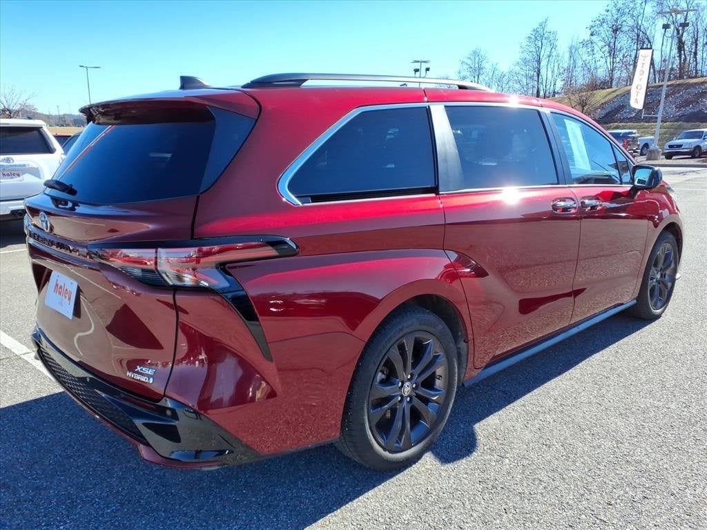 2022 Toyota Sienna XSE