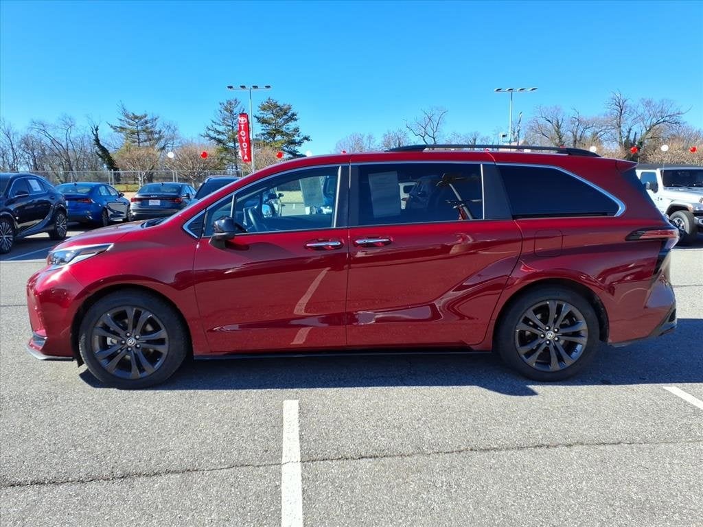 2022 Toyota Sienna XSE