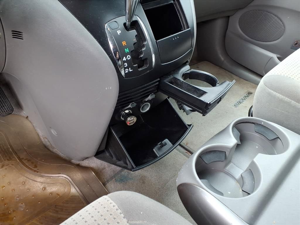 2008 Toyota Sienna LE