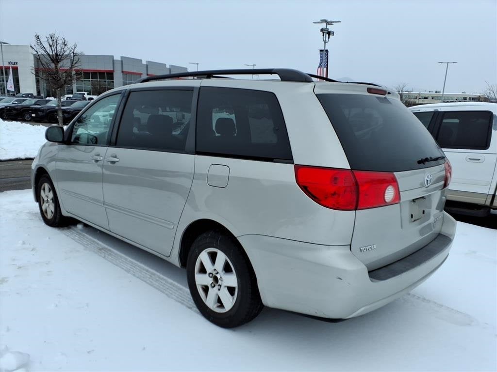 2008 Toyota Sienna LE