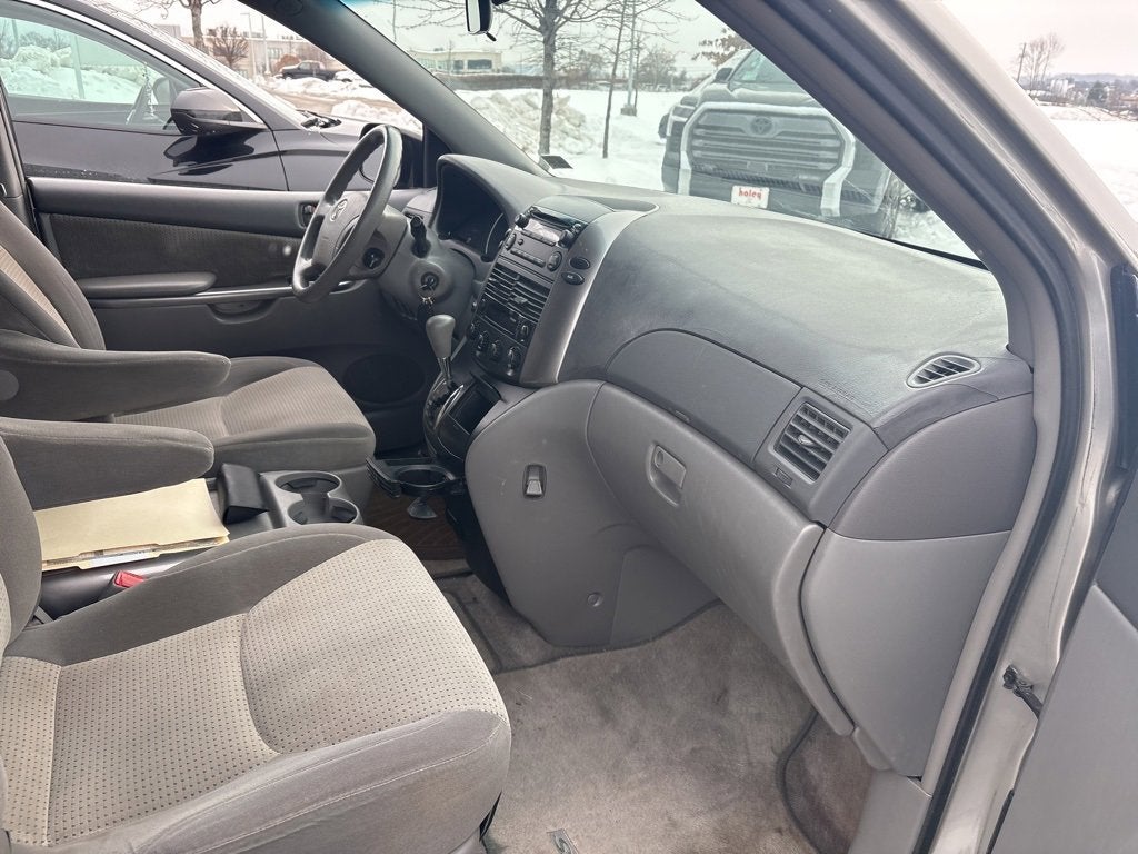2008 Toyota Sienna LE