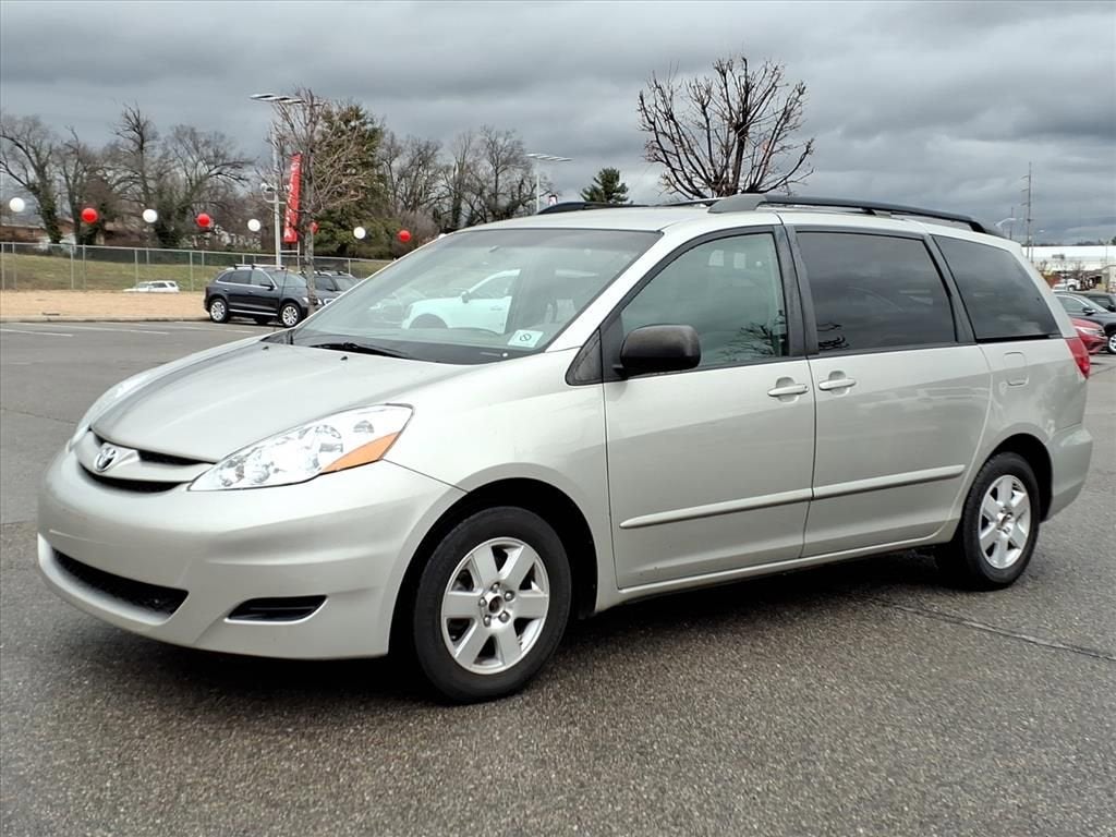 2008 Toyota Sienna LE