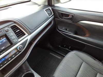 2014 Toyota Highlander LE Plus