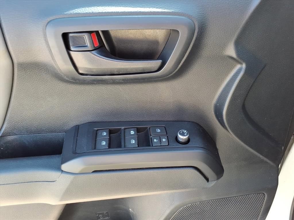 2018 Toyota Tacoma SR