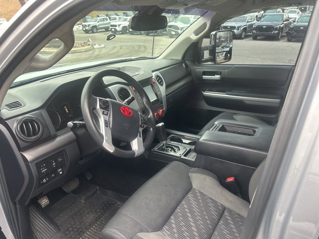 2018 Toyota Tundra SR5