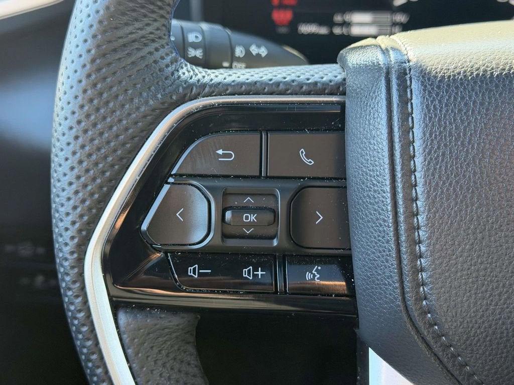 2025 Toyota Tundra Platinum Hybrid