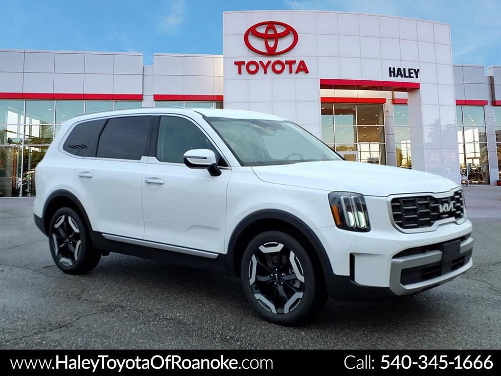 2023 Kia Telluride S