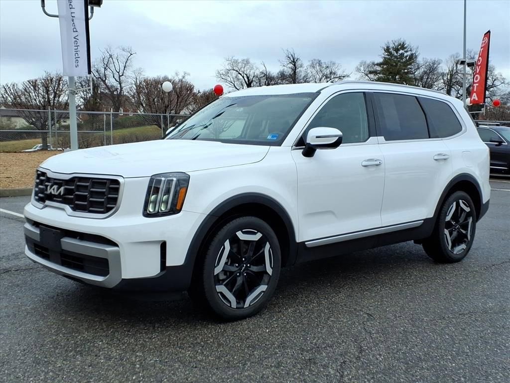 2023 Kia Telluride S