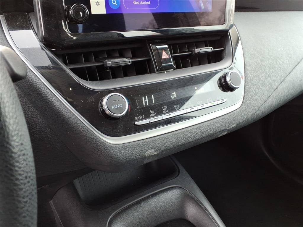 2025 Toyota Corolla LE