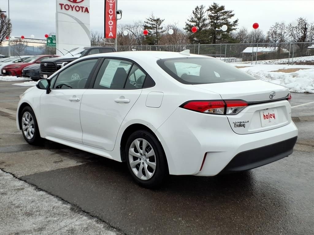 2025 Toyota Corolla LE