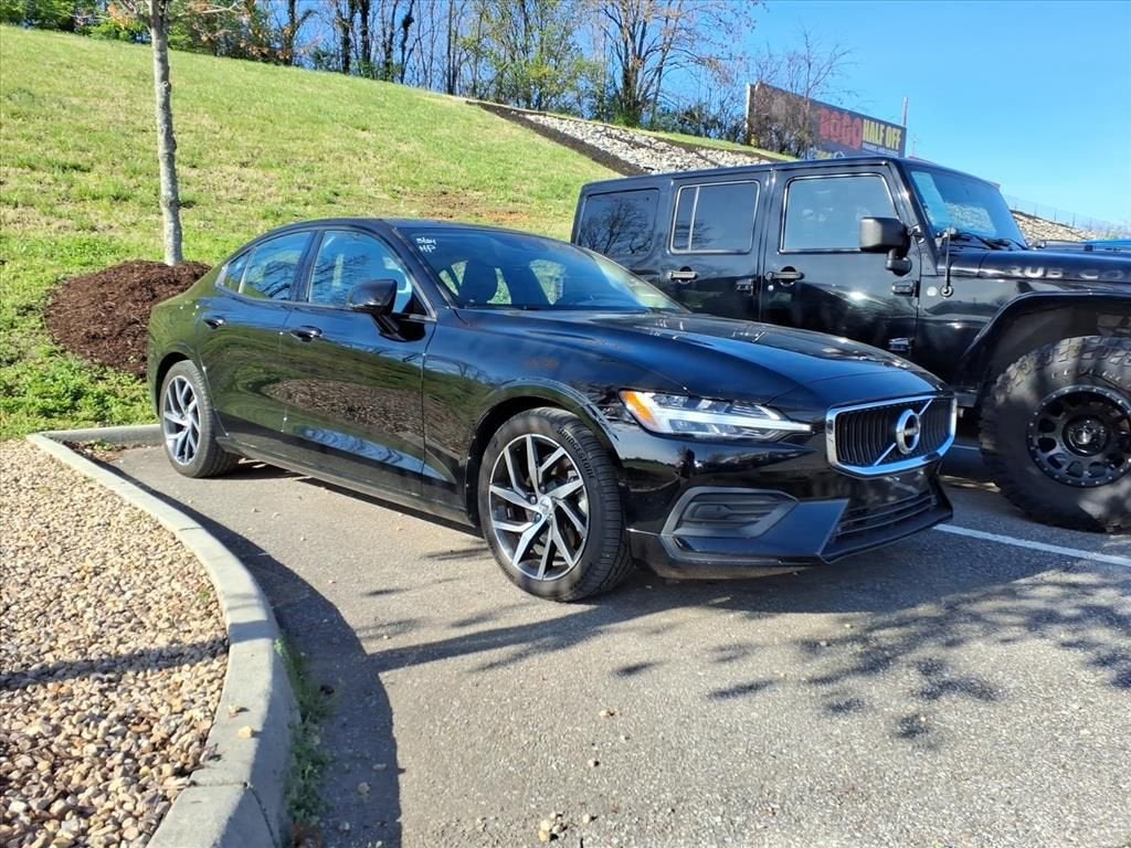 2020 Volvo S60 Momentum