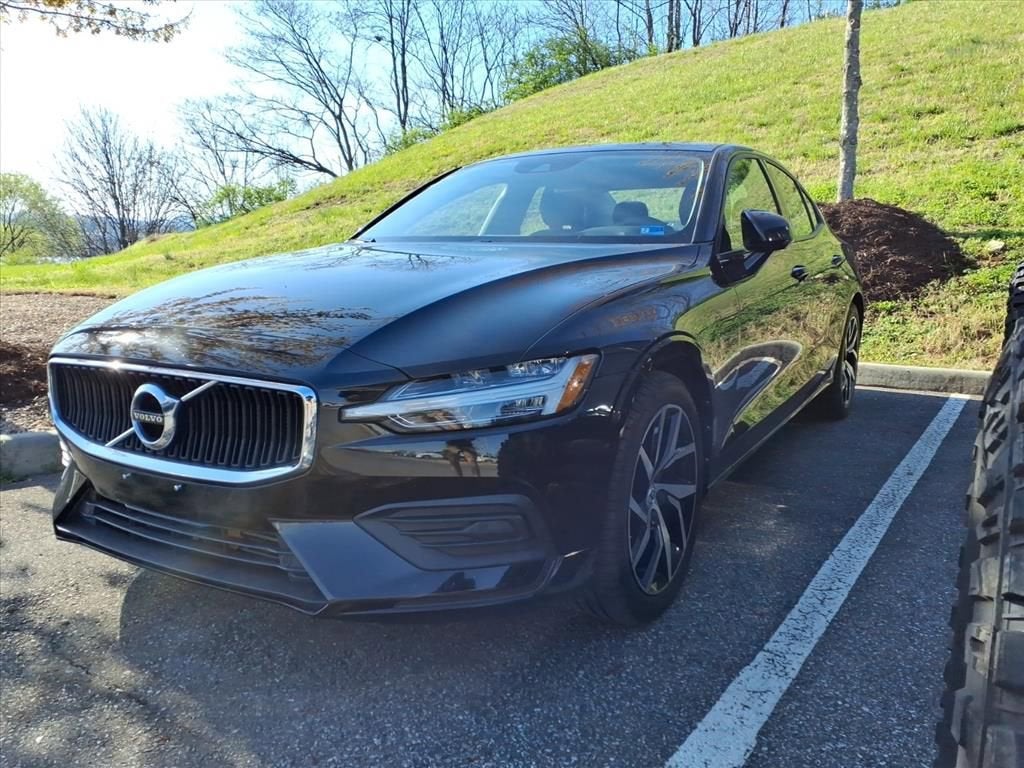 2020 Volvo S60 Momentum