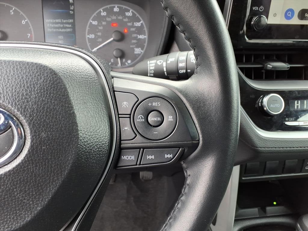 2025 Toyota Corolla Cross LE