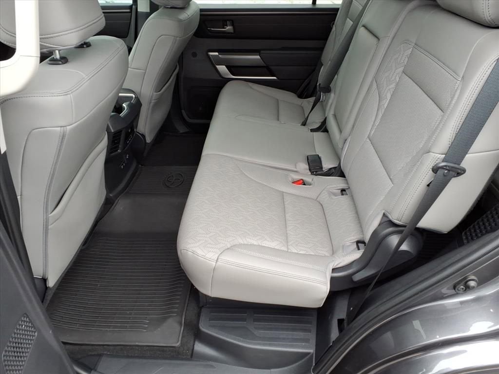 2024 Toyota Sequoia SR5