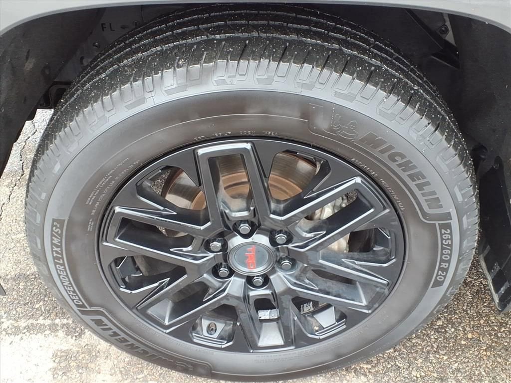 2024 Toyota Sequoia SR5