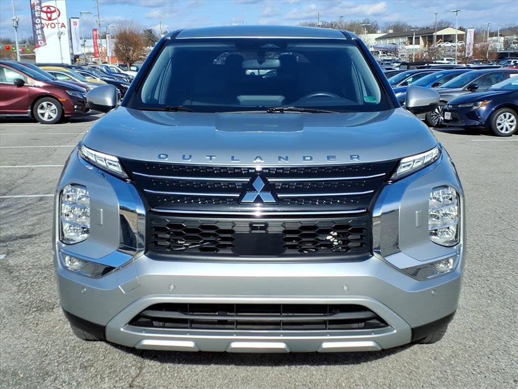 2023 Mitsubishi Outlander SE Special Edition