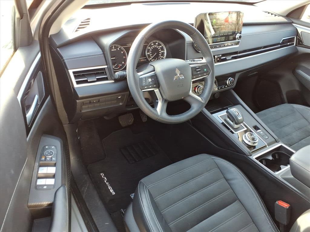 2023 Mitsubishi Outlander SE Special Edition