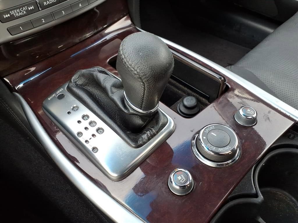 2019 INFINITI Q70L 3.7 LUXE