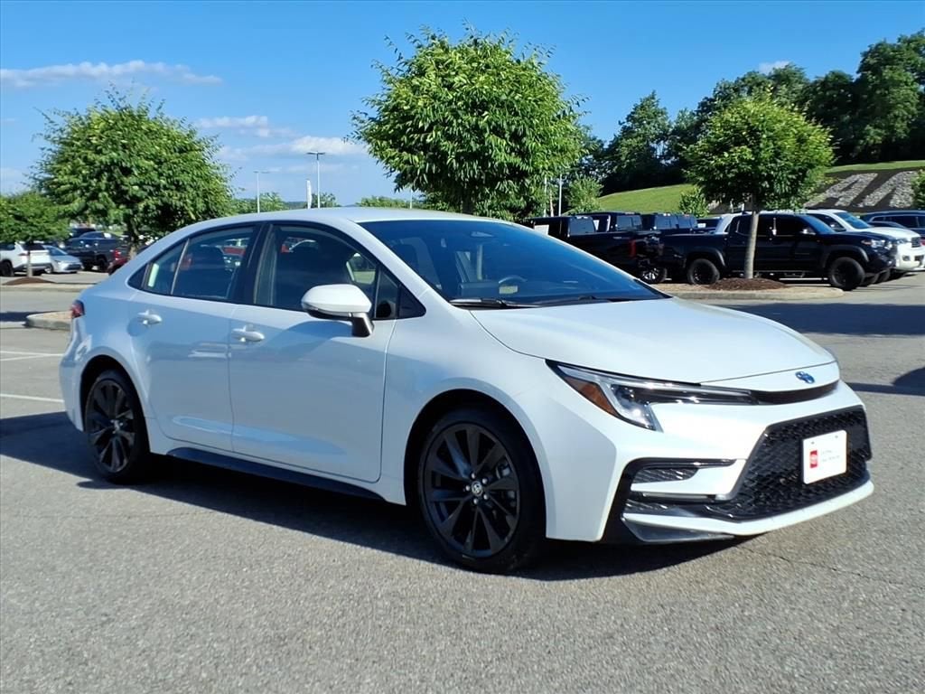 2024 Toyota Corolla Hybrid SE