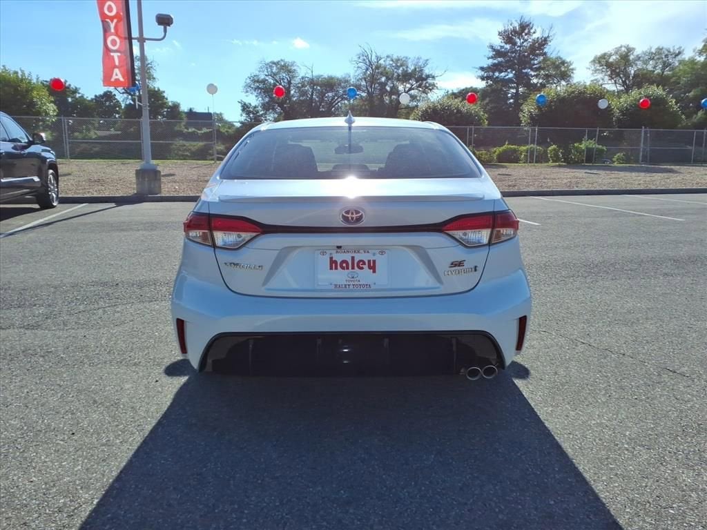2024 Toyota Corolla Hybrid SE