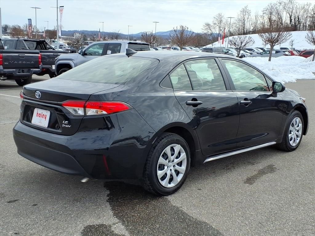 2025 Toyota Corolla Hybrid LE