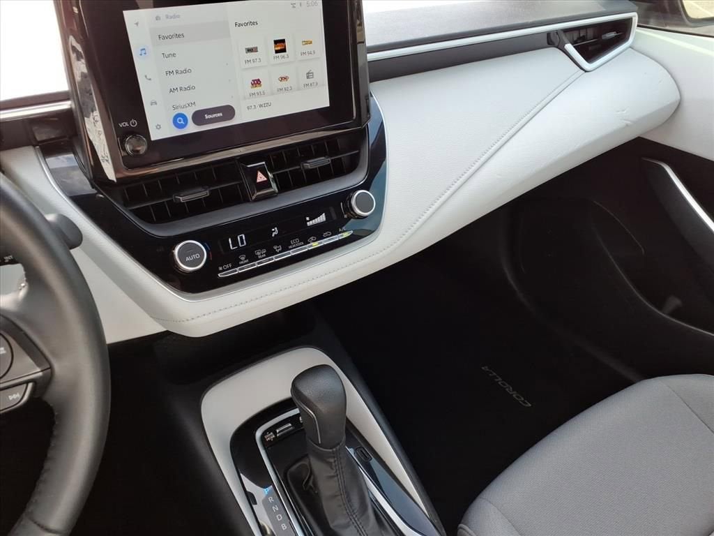 2025 Toyota Corolla Hybrid LE