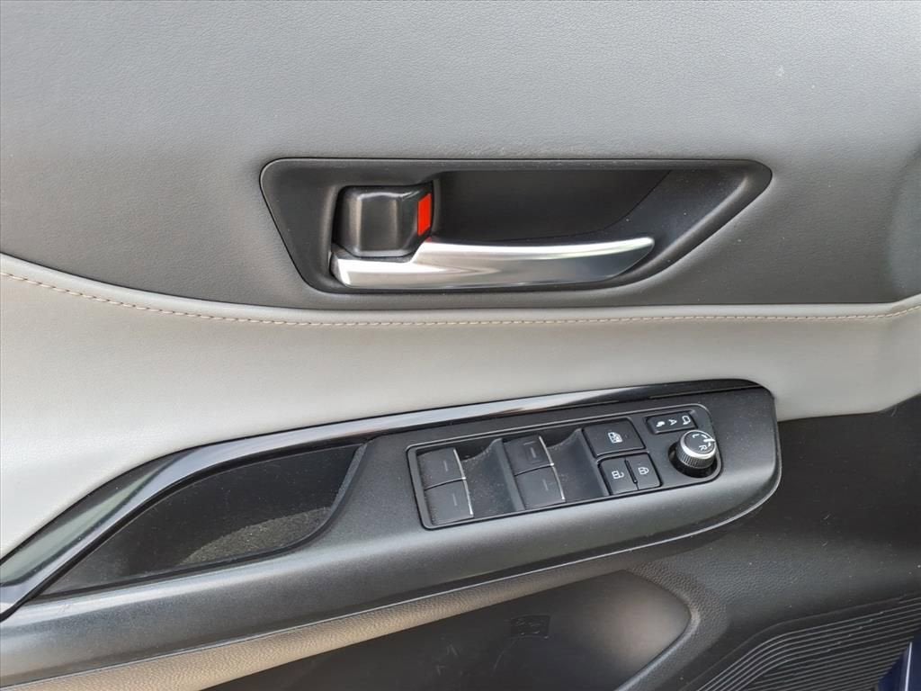 2021 Toyota Venza LE